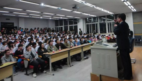 热烈祝贺18新利首页被评为5A级社会组织