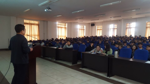 王炳中会长受聘辽宁传媒学院客座教授并主讲《周易概论》选修课