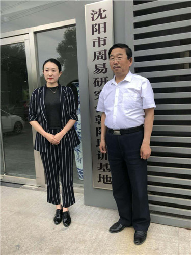 热烈祝贺18新利首页与朝阳鸿鹄教育培训合作启动